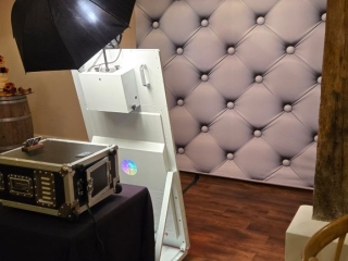 Heard The Beat magic mirror photo booth ready for guests at The Wickham Estate, Hampshire